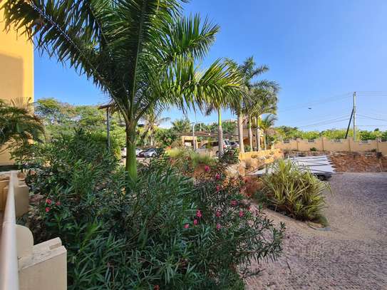 3 Bed Apartment with En Suite in Nyali Area image 20
