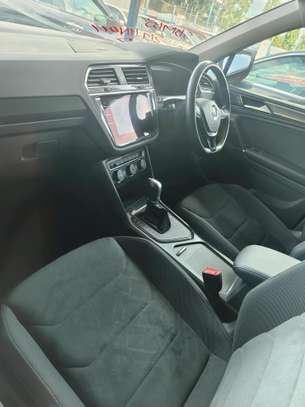 Volkswagen Tiguan Red wine 2018 image 6