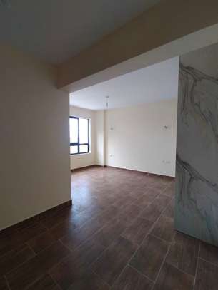 3 Bed Apartment with En Suite in General Mathenge image 11