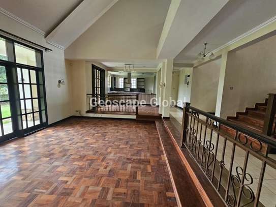5 Bed House with En Suite in Rosslyn image 20