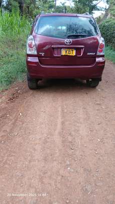 Toyota Corolla Verso (Wish) 7 Seater Clean Manual 2005 model image 2