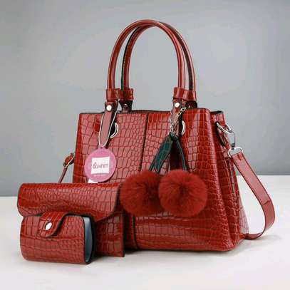 Medium ladies handbags image 4
