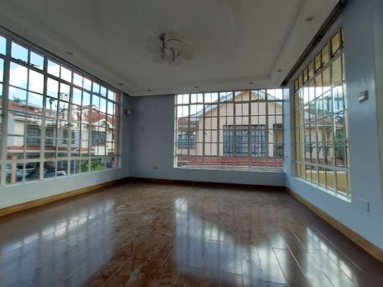 5 Bed Townhouse with En Suite at Convent Drive image 16