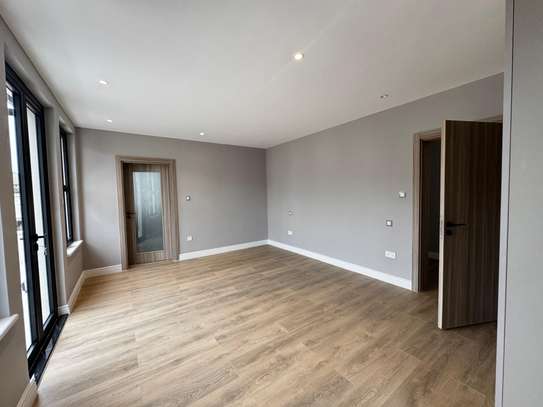 4 Bed Townhouse with En Suite in Runda image 37