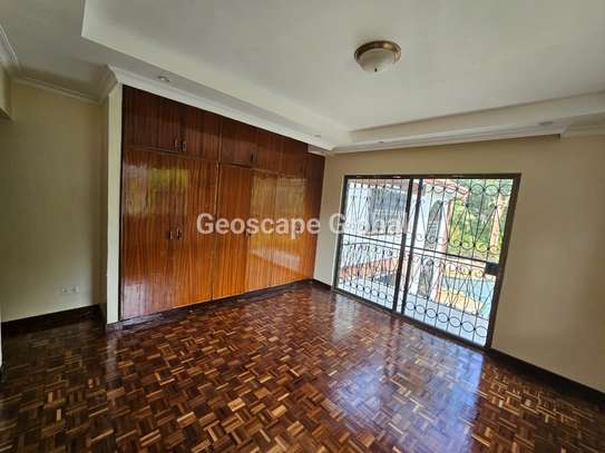 2 Bed House with En Suite in Thigiri image 3
