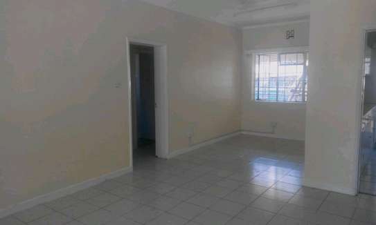 Magnificent and Spacious Commercial Property In Kilimani image 5