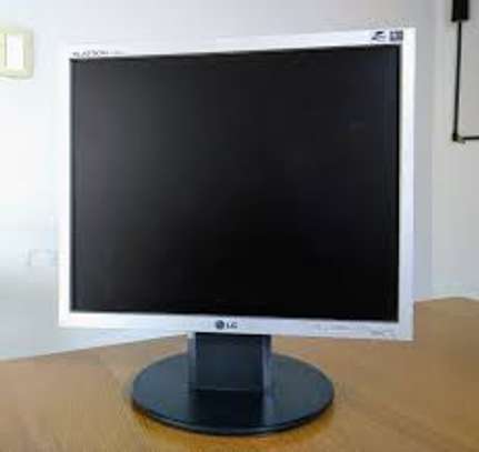 17 inch LG Monitor (square). image 2