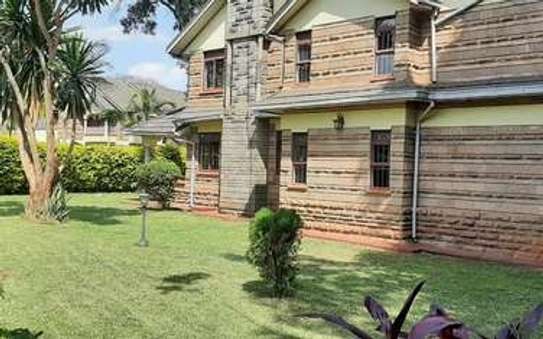 5 Bed Townhouse with En Suite in Lower Kabete image 2