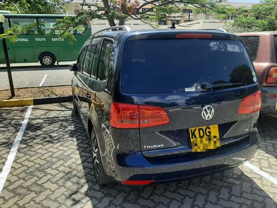 Volkswagen Touran 2015 (Clean) image 3