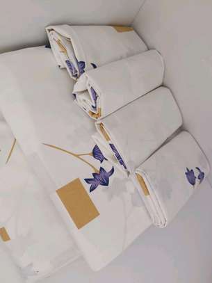 2Bedsheets and 4pillow cases mix and match image 4