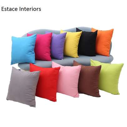 WELCOMING GOOD QUALITY THROW PILLOWS image 2