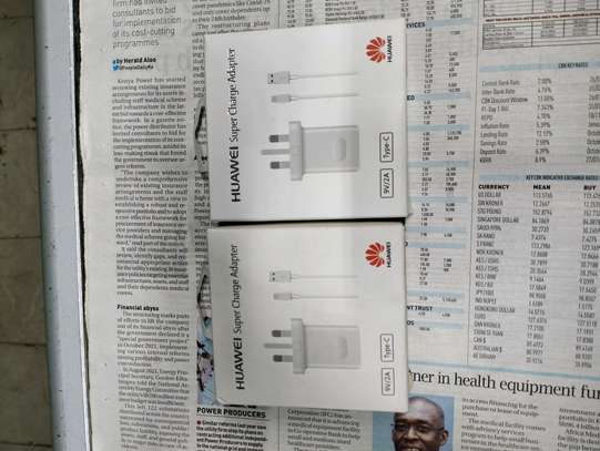 Huawei type c super fast charging charger image 2