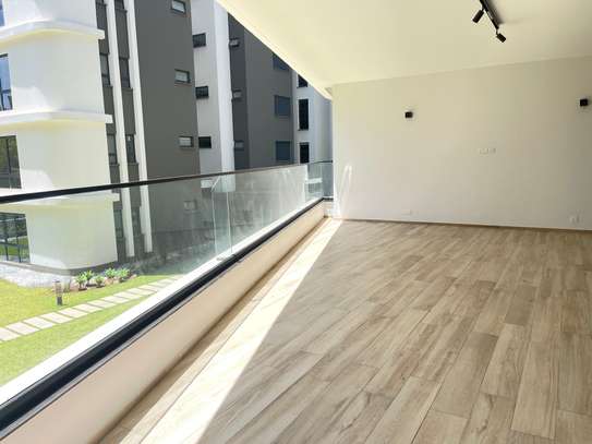 4 Bed Apartment with En Suite in Westlands Area image 10