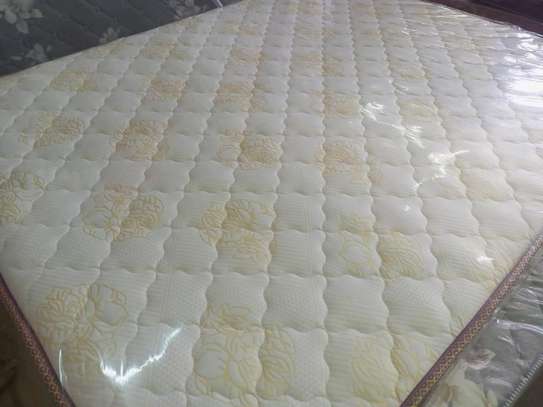 Darling?!5*6*10 pillow top spring mattress 10 yrs warranty image 3