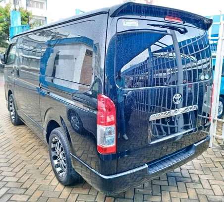 TOYOTA HIACE 7L WITH BODYKITS image 2