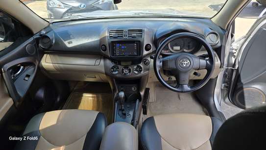 Toyota Vanguard KCG image 4