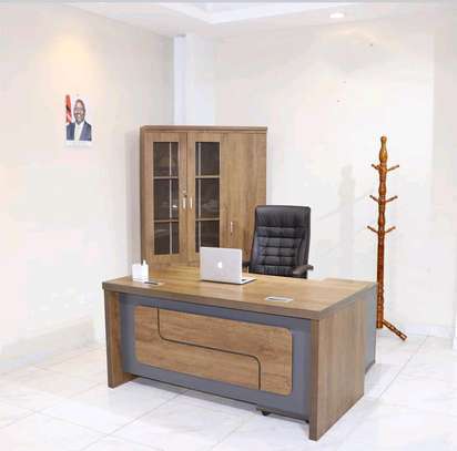 1.6m Executive desk image 1