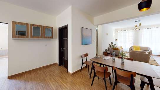 Executive 3 Bedroom Apartment All en-suite + dsq for Rent image 9