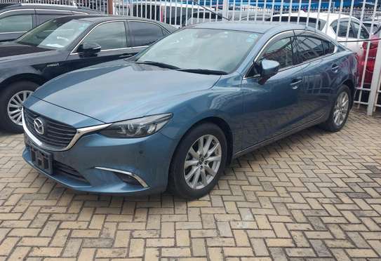 Mazda Axela petrol image 3