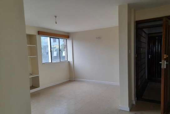 2 bedroom apartment available in kilimani image 4