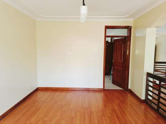 4 Bed House with En Suite in Rosslyn image 30