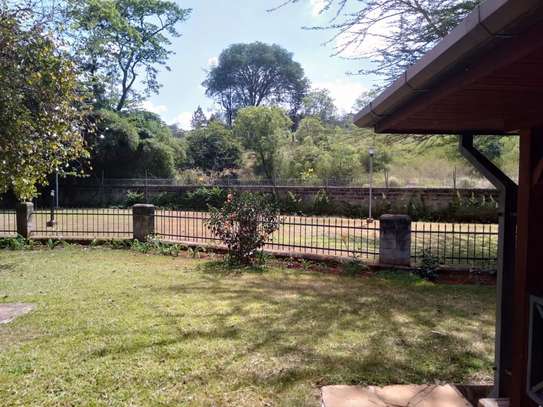 4 bedroom townhouse for rent in Muthaiga image 4