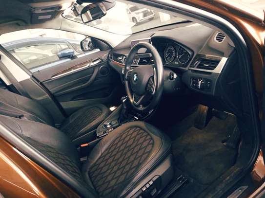 BMW X1 beige petrol 2017 image 4