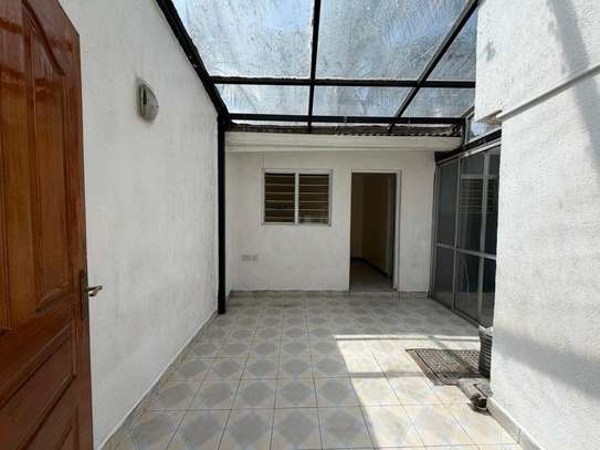 4 Bed Townhouse with En Suite in South C image 11