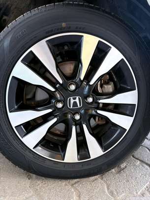 Honda shuttle newshape image 6