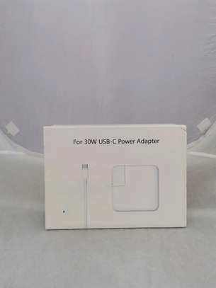 Mac book 30W USB_C Power Adapter image 3