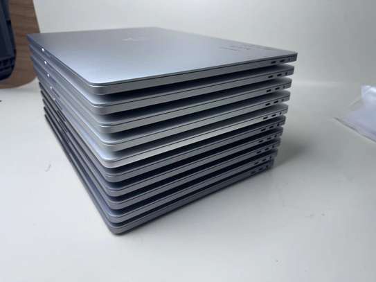 MacBook Pro 2015 13inch image 2