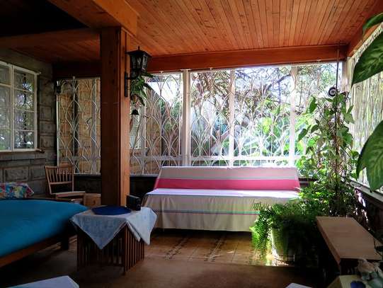 FOR SALE – PRESTIGIOUS PROPERTY LAVINGTON, NBI (0.8 ACRES) image 6