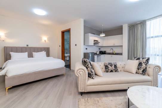 Serviced 1 Bed Apartment with En Suite in Westlands Area image 10