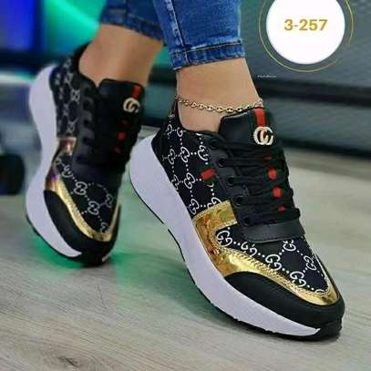 Gucci sneakers image 3