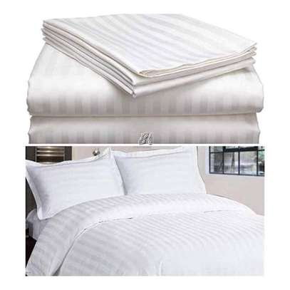 White duvets covers image 4