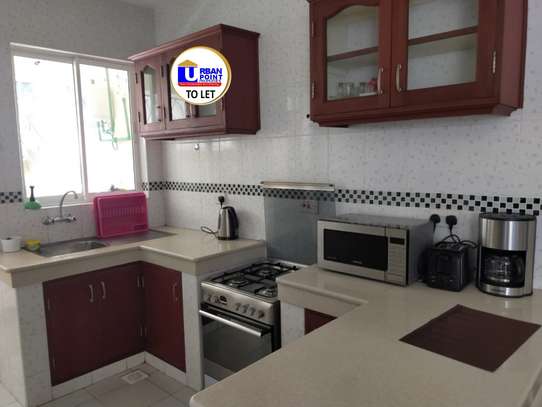 Serviced 1 Bed Apartment with En Suite in Nyali Area image 19