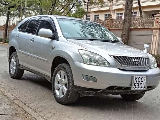 TOYOTA HARRIER IN MINT CONDITION image 10