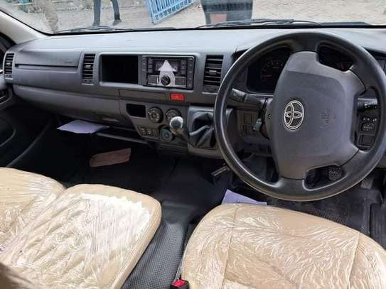 Toyota Hiace 9L image 8