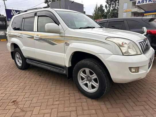 Toyota Prado j120 image 2