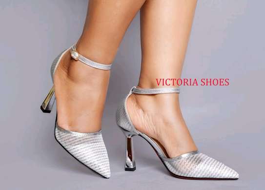 Stylish ladies heels image 5