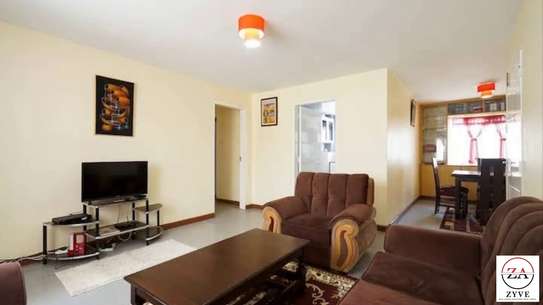 Serviced 3 Bed Apartment with En Suite at Nyayo Estate image 3