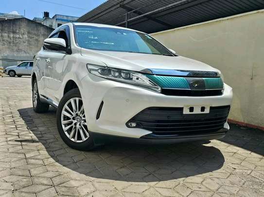 Toyota Harrier 2018 white 2wd image 2