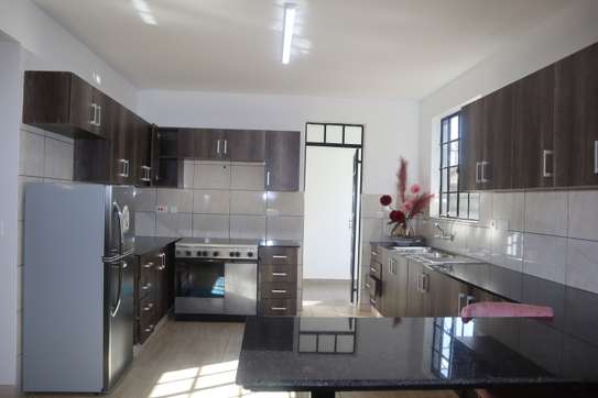 4 Bed House with En Suite at Kimbo image 4