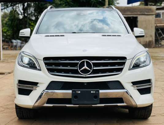 Mercedes Benz ML350 AMG Line 4MATIC Year 2015 image 2