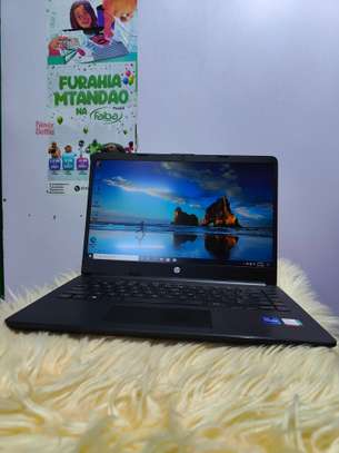 HP Laptop 240 G8 Model: 14s-dq2xxx Core i7 -1165G7 11th Gen image 6