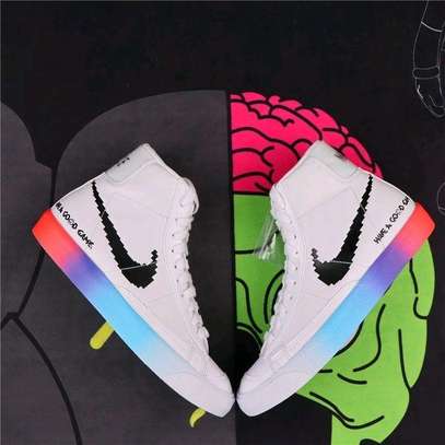 Comfy Nike Shoes image 5