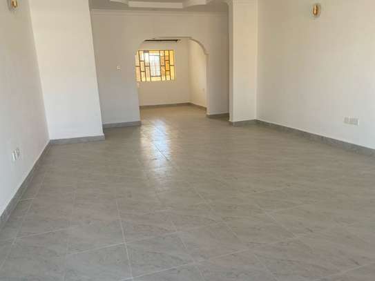 3 Bed House with En Suite in Kitengela image 2