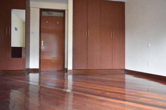 2 Bed Apartment with En Suite at Mogotio Rd image 5