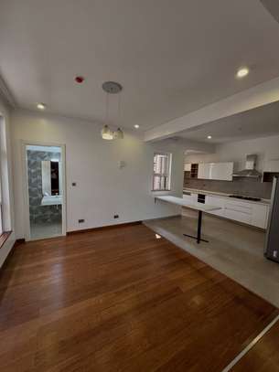 4 Bed Townhouse with En Suite in Lavington image 5