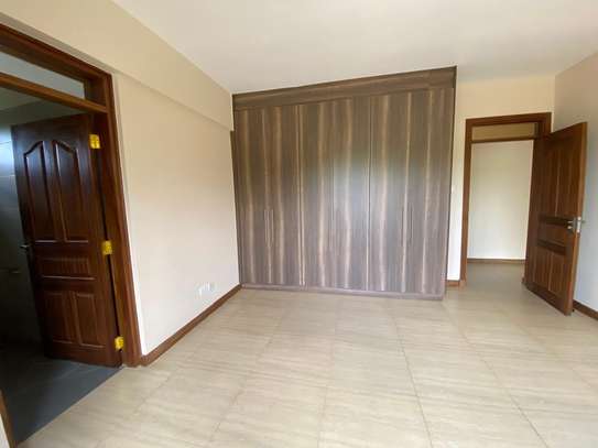 3 Bed Apartment with En Suite in Kileleshwa image 14